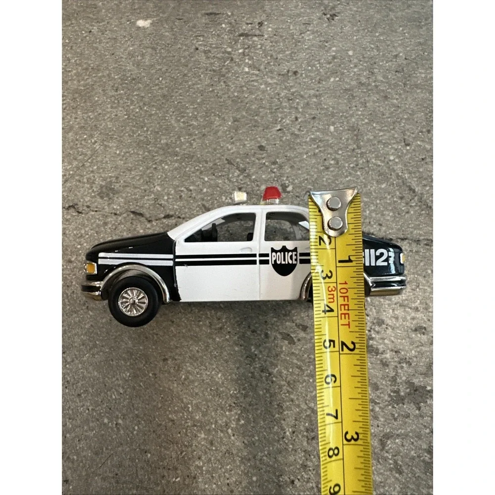 Vintage Die Cast Police Car Waterbury Clock Co Quartz Made Japan (Needs Battery)